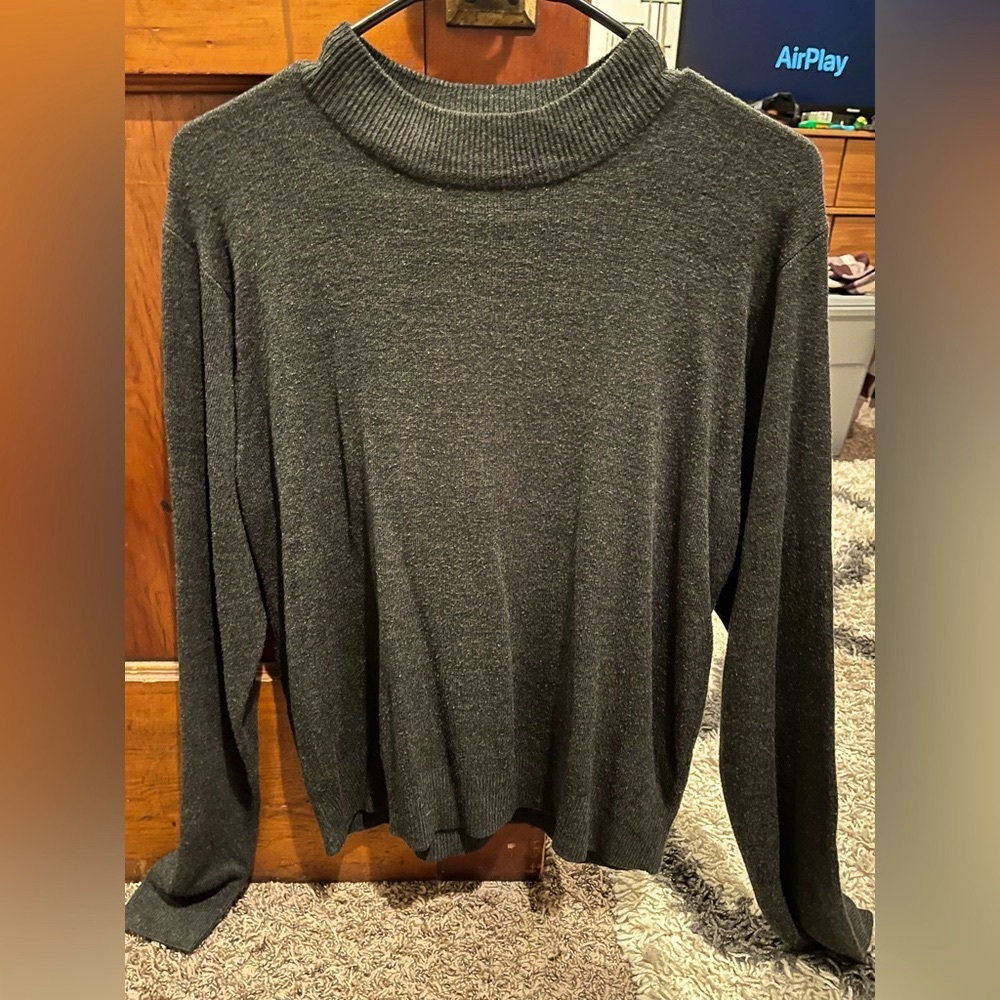 Women’s gray cashmere baggy sweater